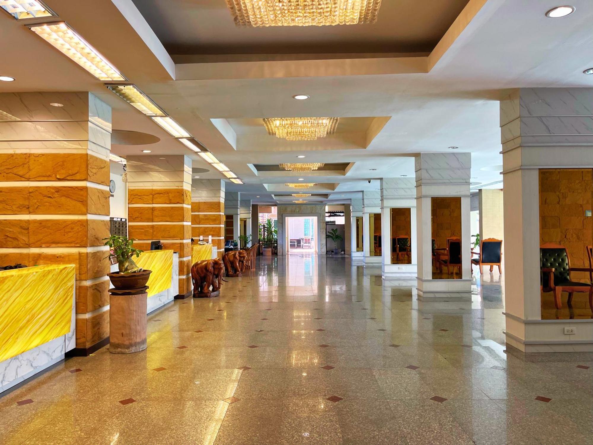 Eastern Grand Palace מלון פאטאיה