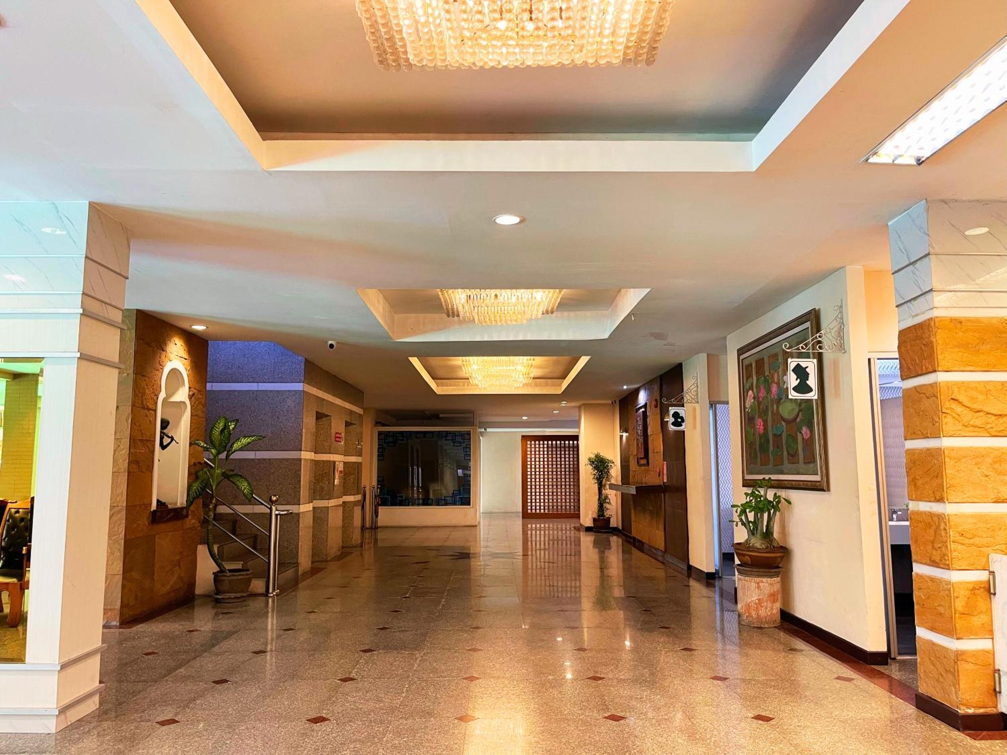 Eastern Grand Palace 4*