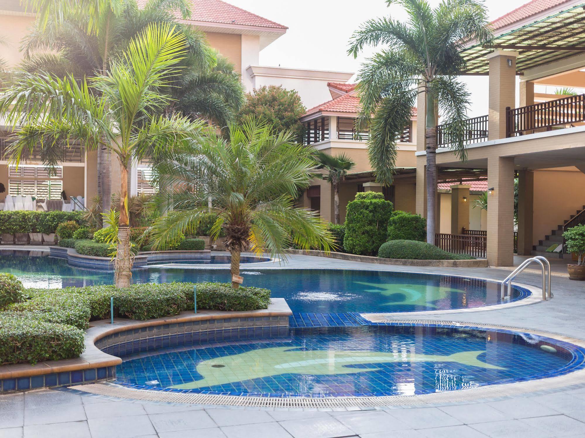 Eastern Grand Palace 4*